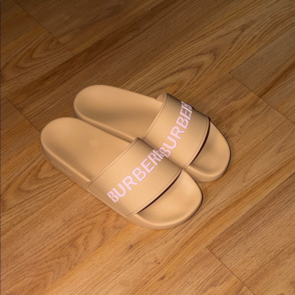 Burberry Tan Slides
